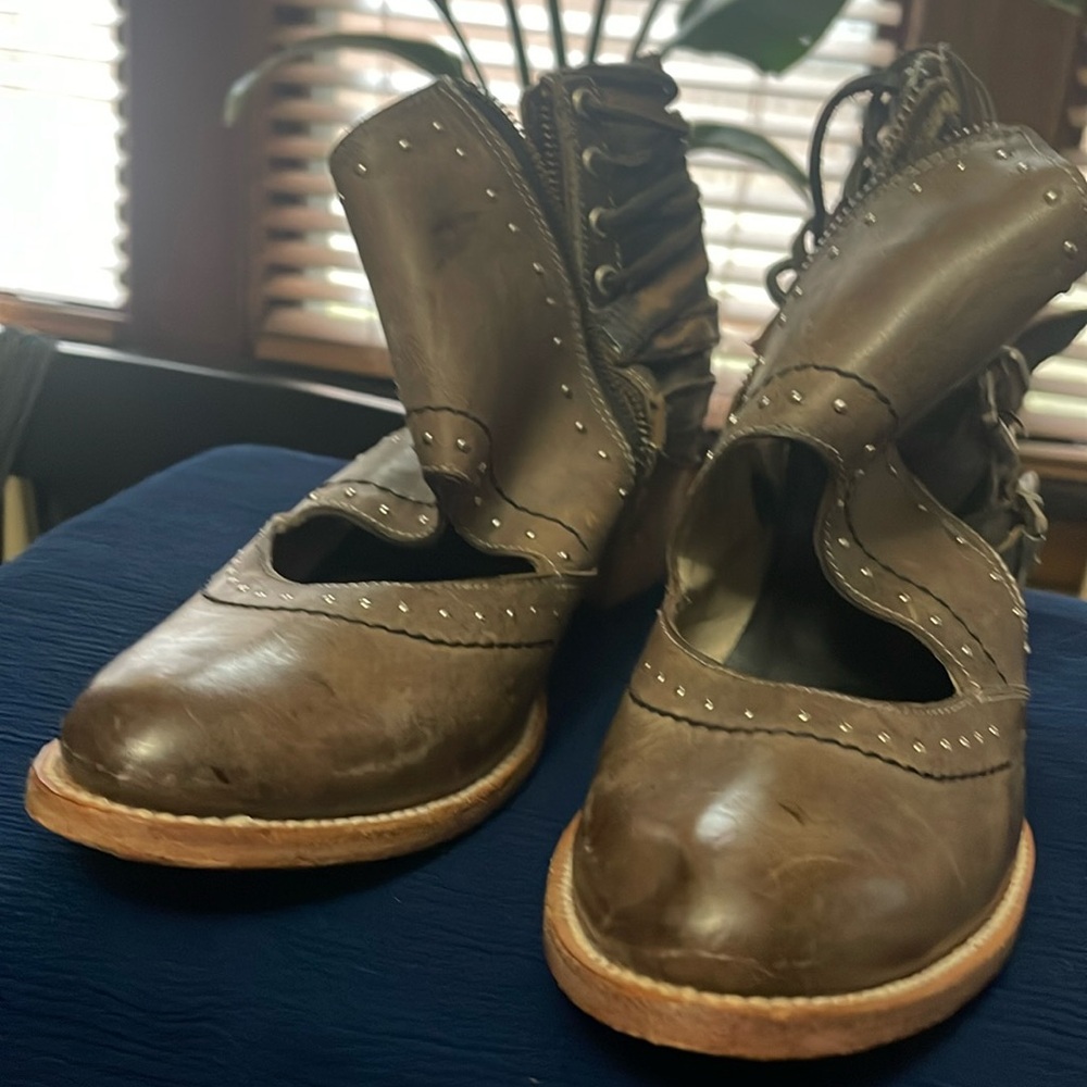 Freebird by Steven shoe booties